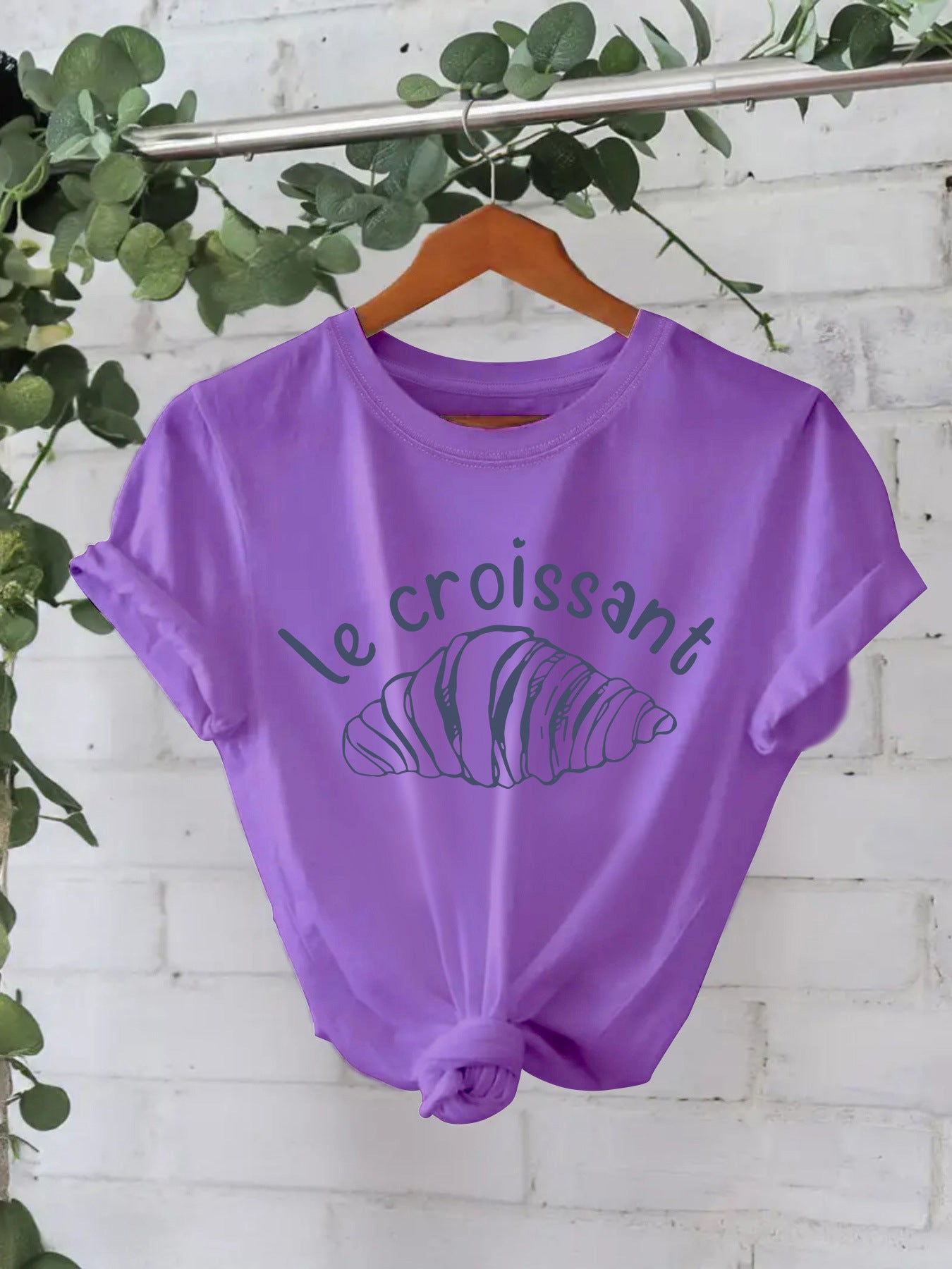 Short sleeved womenShort sleeved women